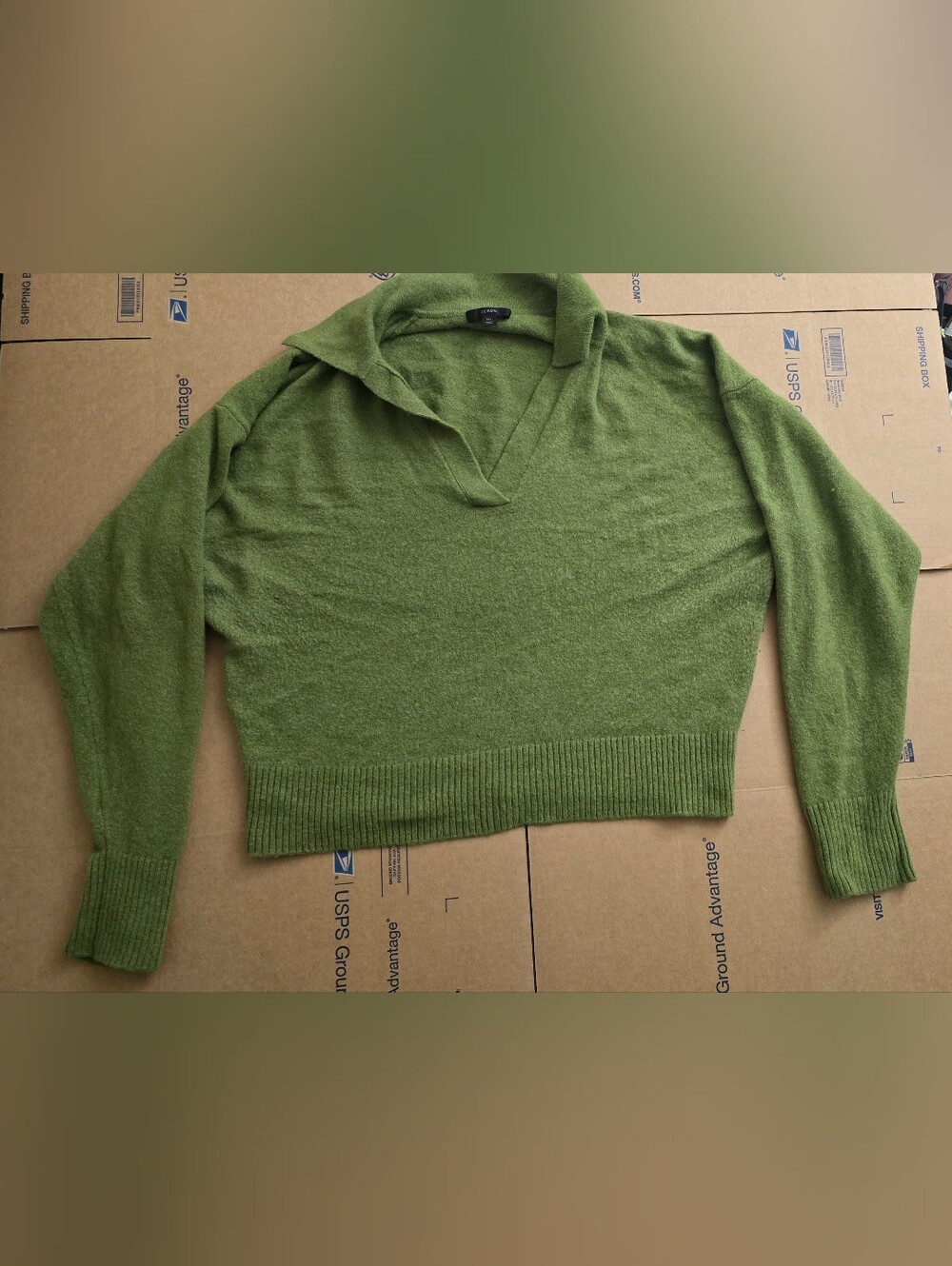 J. Crew Collared V-neck sweater in Supersoft yarn, Green, Size XL